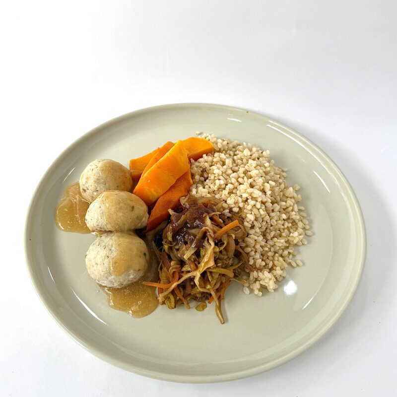 ALBÓNDIGAS DE POLLO CON VEGETALES